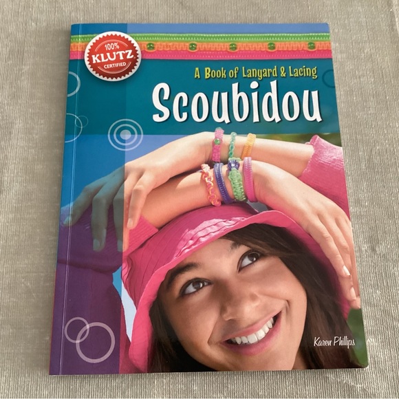 Colorful Scoubidou Craft Kit - Picture 5 of 11